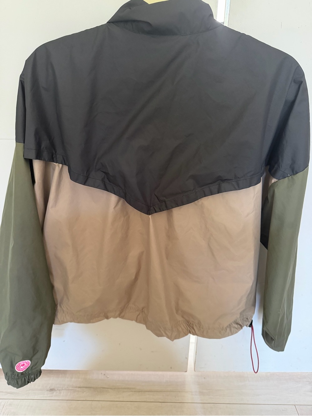 Nike ladies windbreaker M - Picture 6 of 7